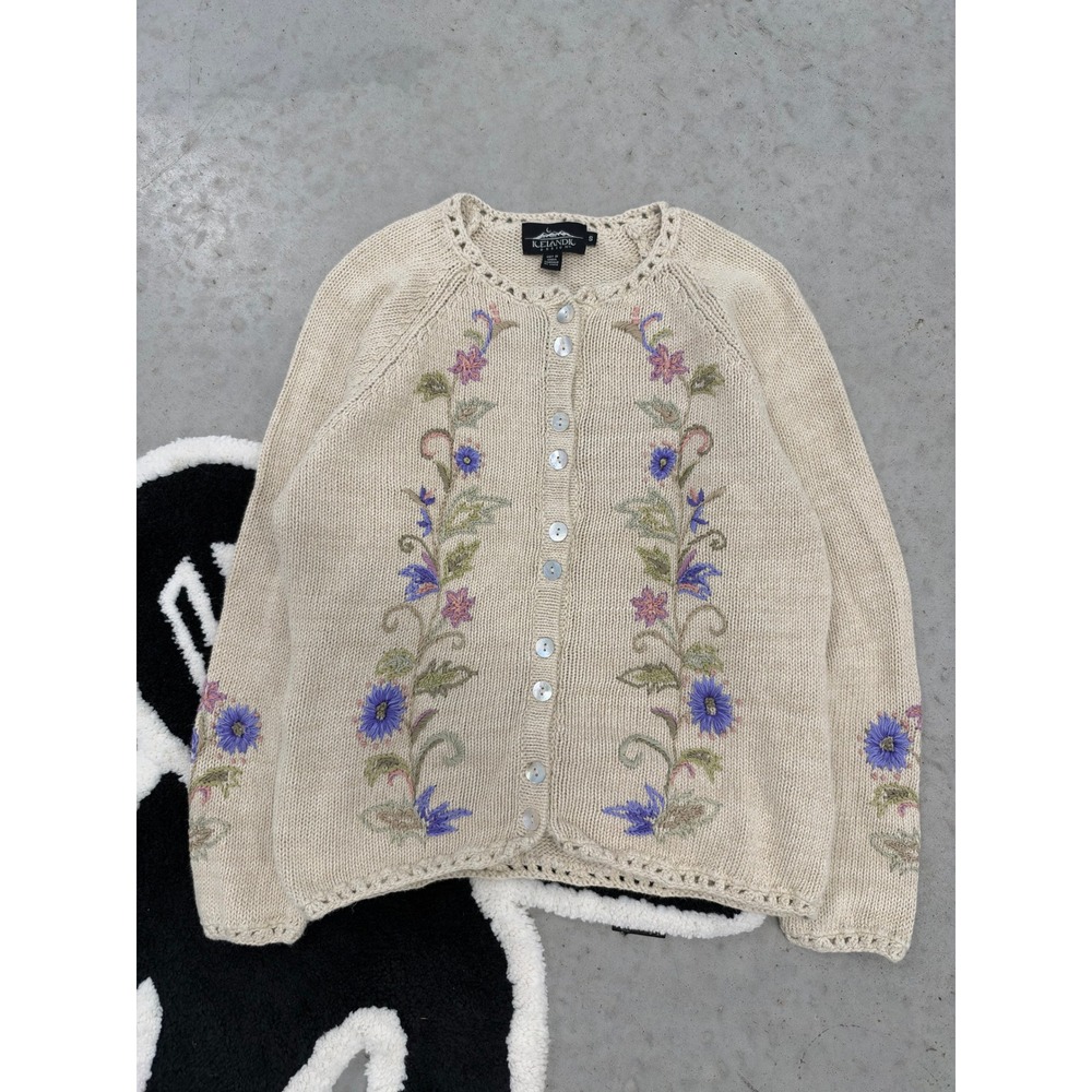 Icelandic Design Floral Embroidered Cardigan Beige Knit Sweater Small Vintage